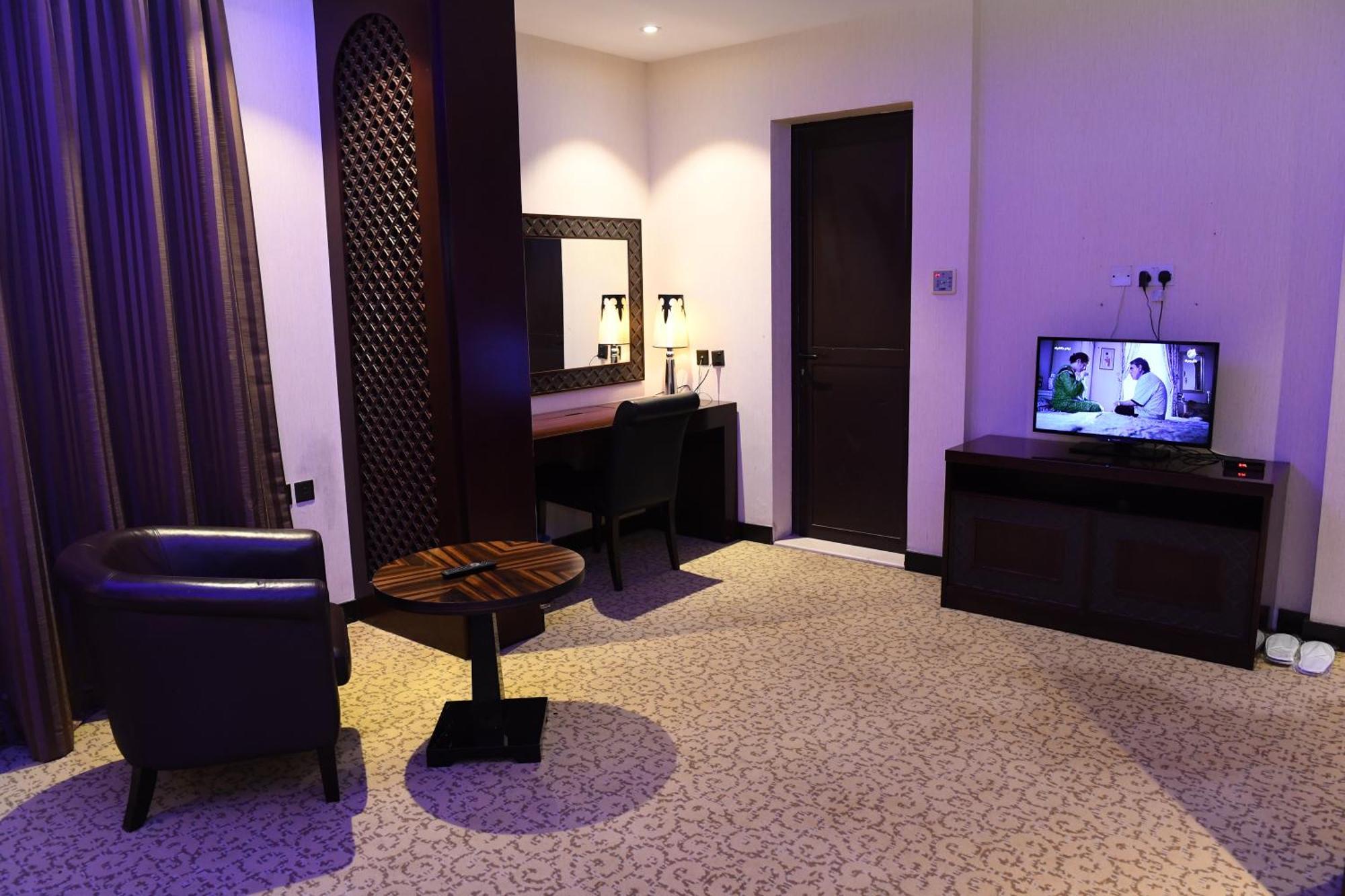 Ista Suites Seef Манама Екстер'єр фото